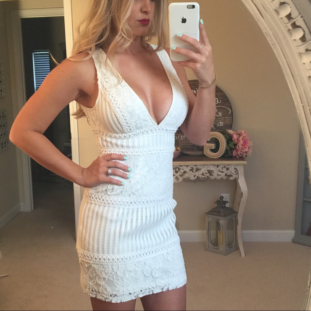 Super sexy white crochet dress!